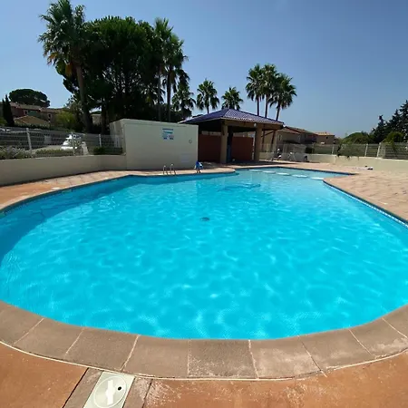 Beautiful House Between Sea And Forest - Pool & Garden * Fréjus
